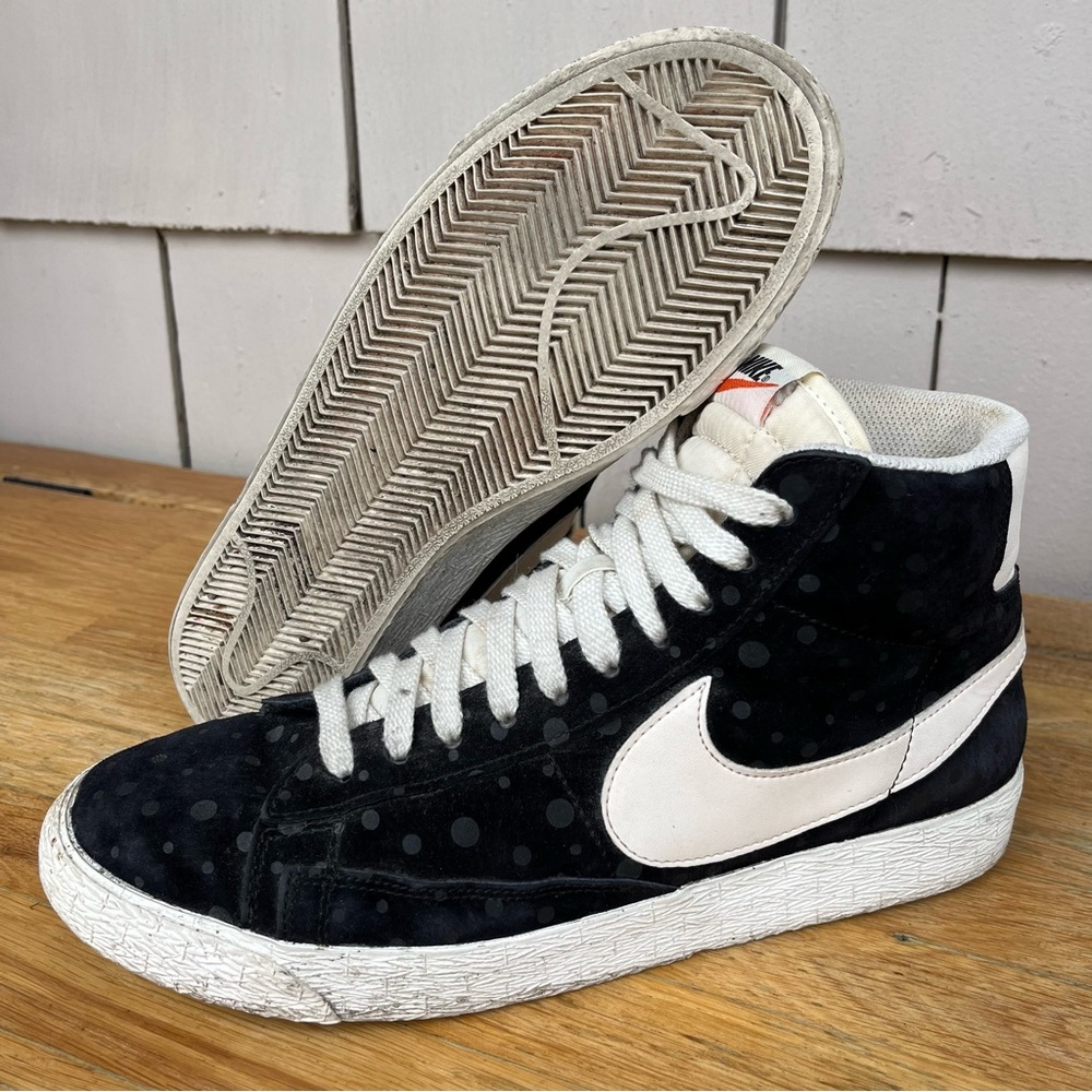 Nike Womens 11 Blazer Mid Suede Black Polka Sneaker Lace Up Gym Lifting